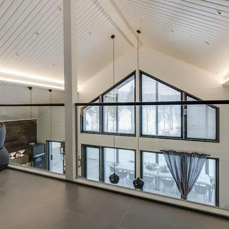 Luksushuvila Marvik * Himos