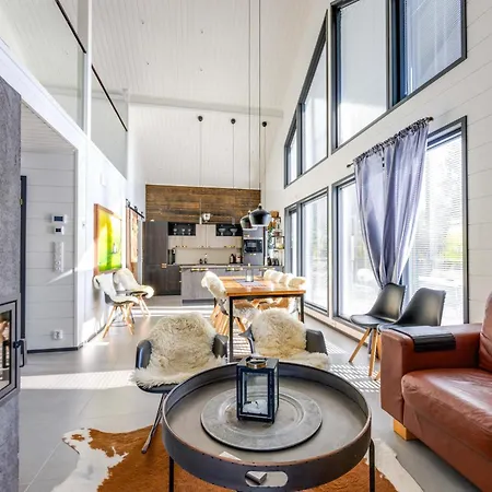 Luksushuvila Marvik Himos